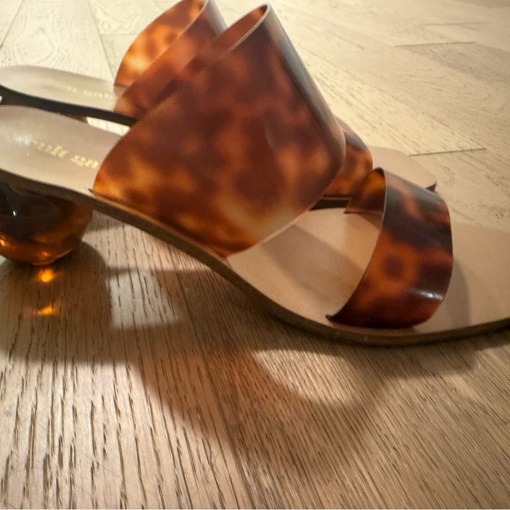 Cult Gaia Women's Sandals in Tortoise Shell 39